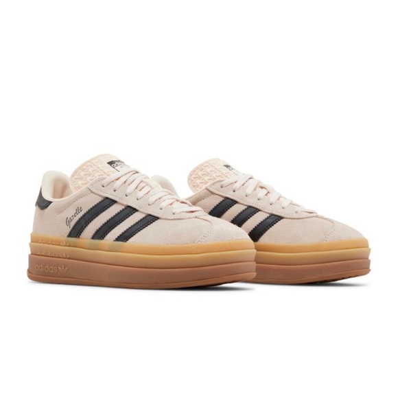adidas Shoes - Adidas Gazelle size 7